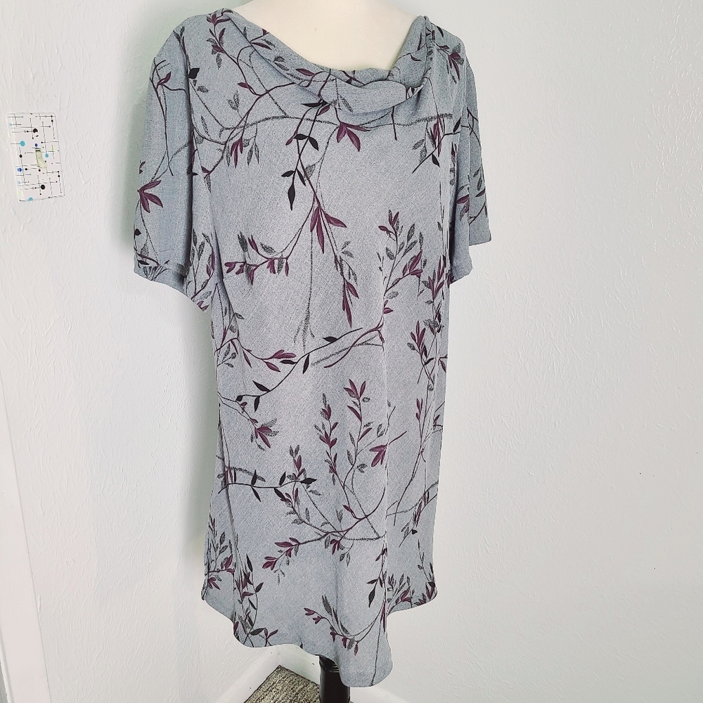 Venezia Gray, Purple & Black Dress with a Cowl Neck, Short Sleeves, Size 22/24 - Picture 3 of 9